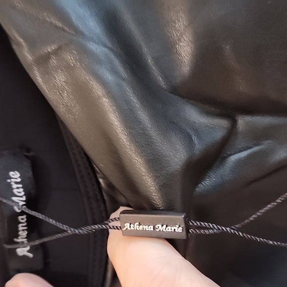 Faux leather pants - Picture 4 of 5